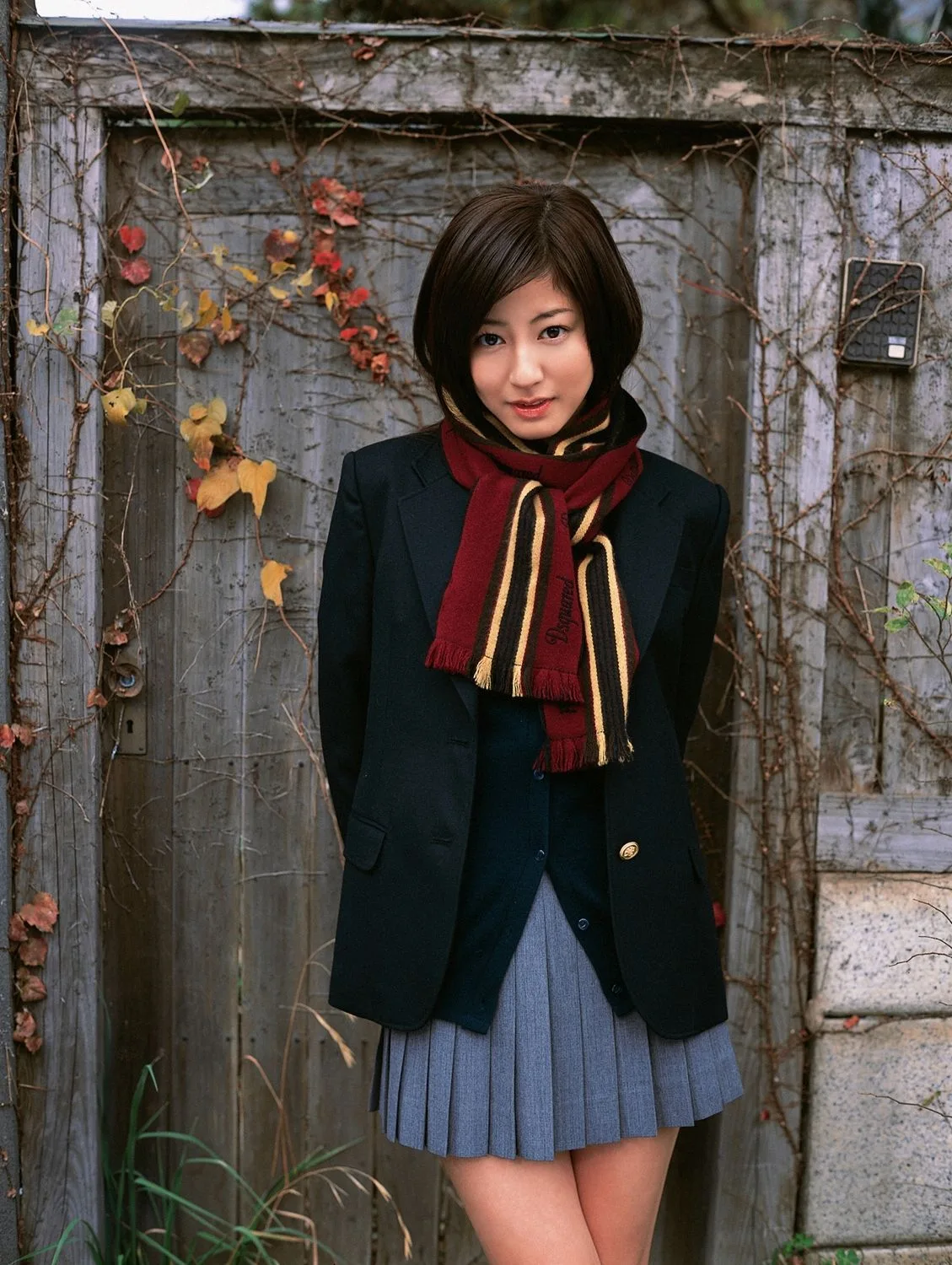 [YS[Web] Tập 196 Sugimoto Yumi "Cô gái xinh đẹp độc đáo đã đến!!" Album ảnh