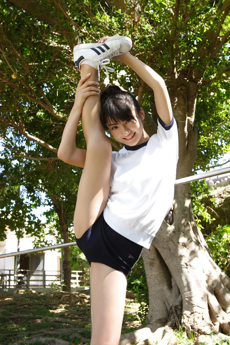 [Mặt trước] Album ảnh "Hoa" của Mayu Mitsui - 26
