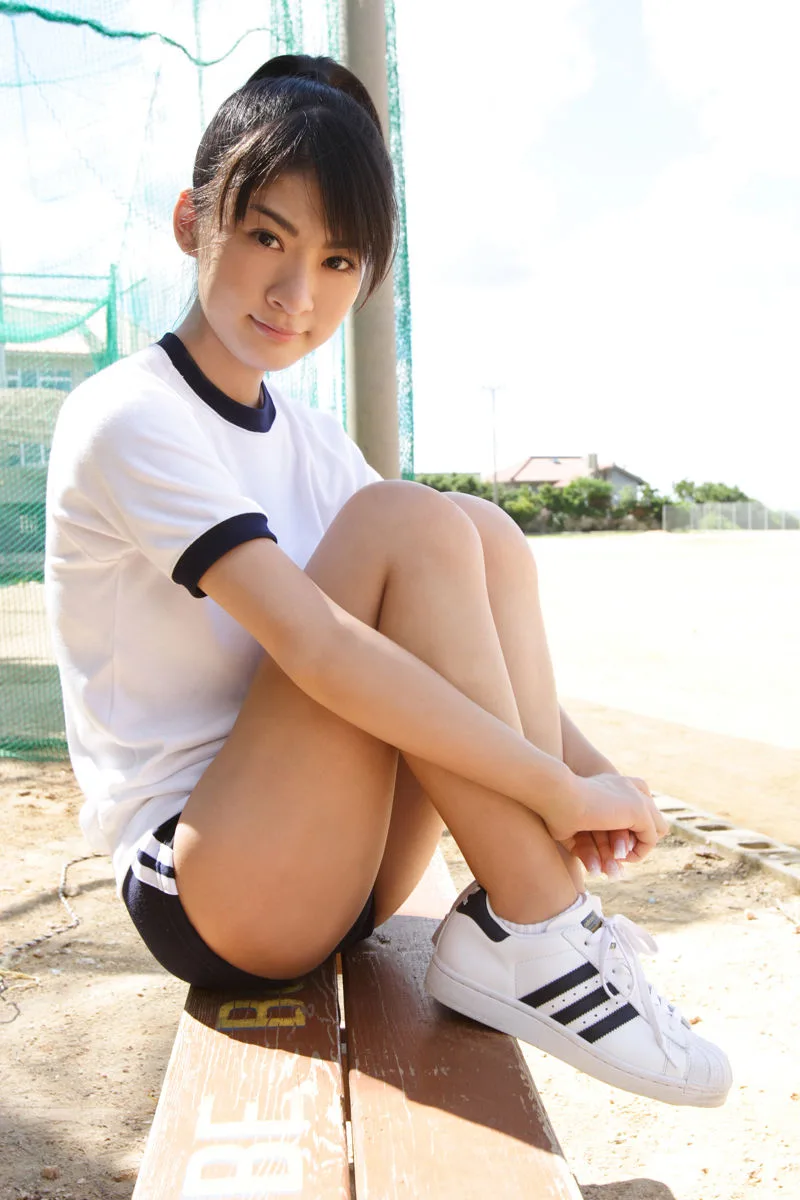 [Mặt trước] Album ảnh "Hoa" của Mayu Mitsui - 22