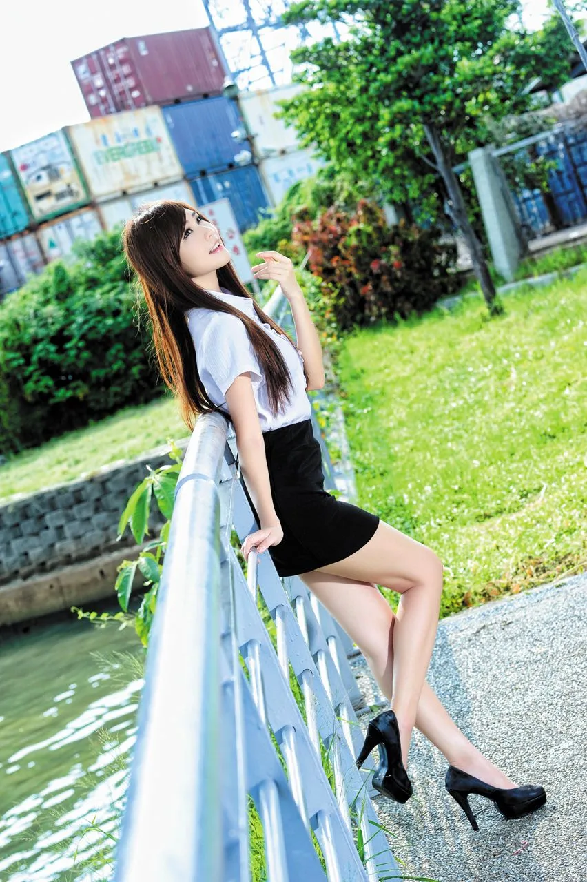 [Phiên bản đặc biệt BEAUTYLEG] Bộ ảnh ngoại cảnh cầu cảng Shin Kong, Cao Hùng, Trương Diêm Chu - 6