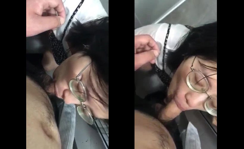 Clip: Em người yêu kính cận đòi tụt quần bú cu trong wc - Clip Hot Việt
